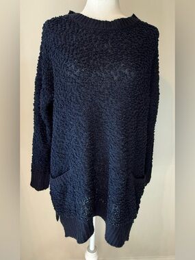 Zenana Outfitters Navy Popcorn Crewneck Sweater with Pockets